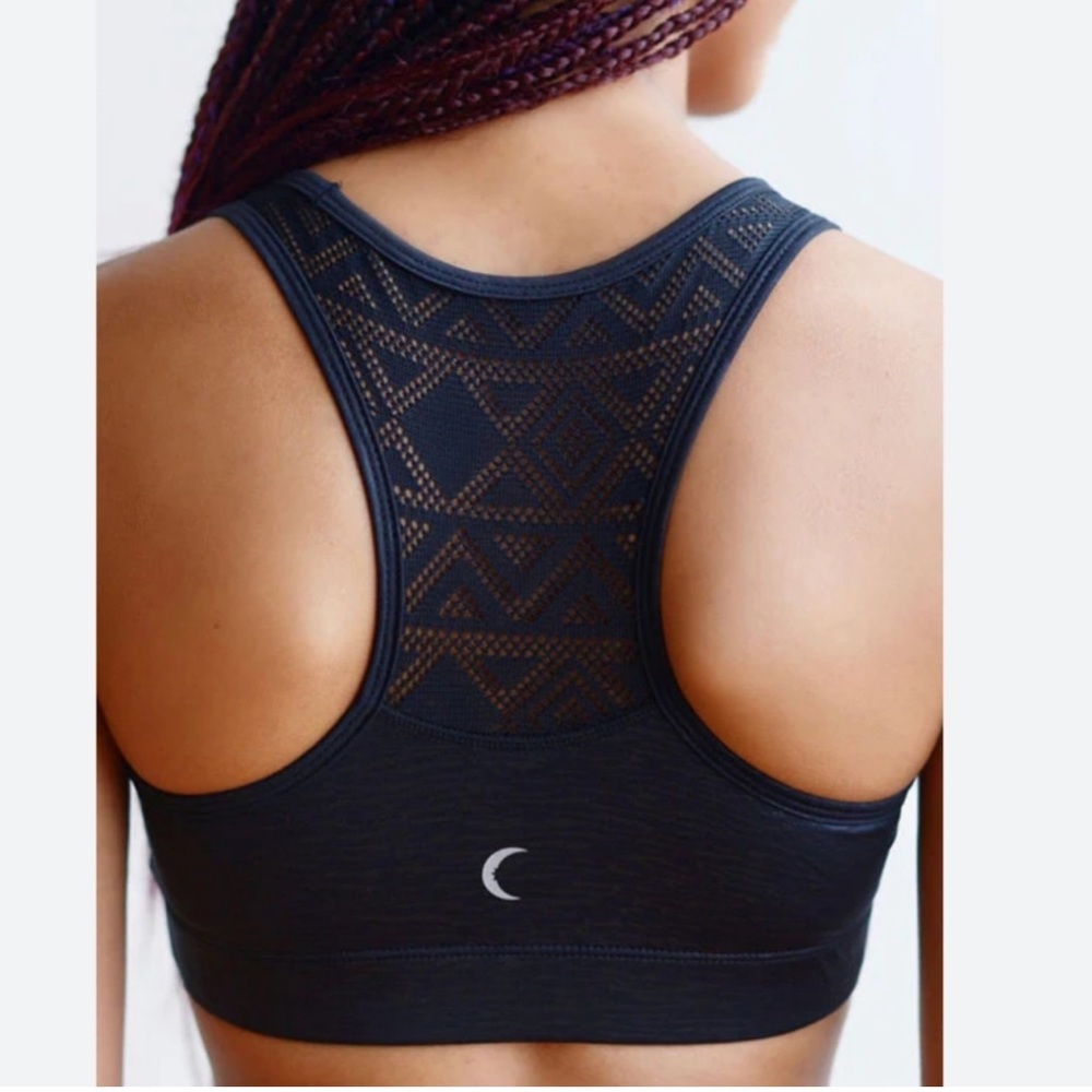 ZYIA black‎ bomber bra size M